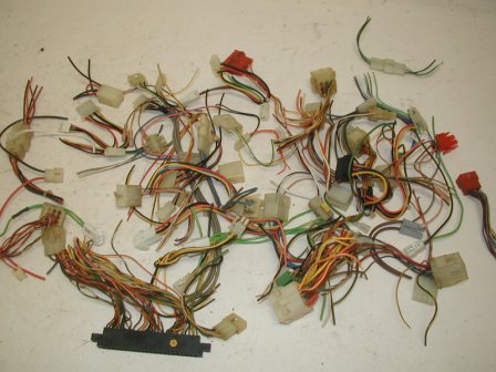 Lot Of 50 Used Wire Connectors (Item #2) $9.99