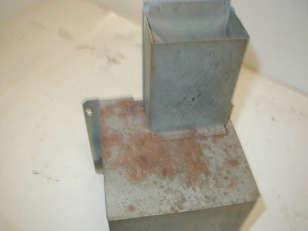 Wurlitzer 3100 Jukebox Cash Door Enclosure (Rusty) (Item #71) (Image 2)
