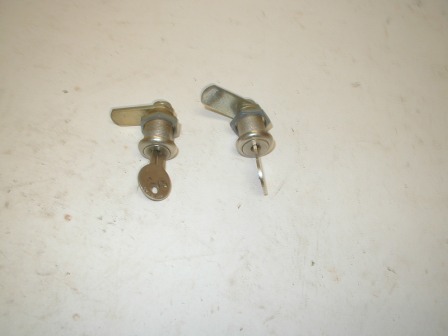Two Used 7/8 Locks with 2 Keys / Keyed Alike (Item #19) $6.50